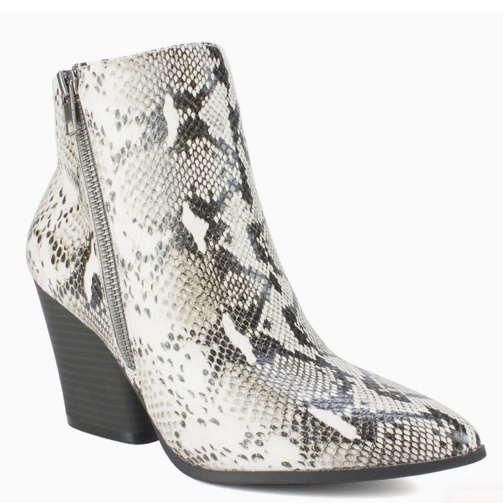 Seven Dials Hanston Faux Snakeskin Ankle Boots